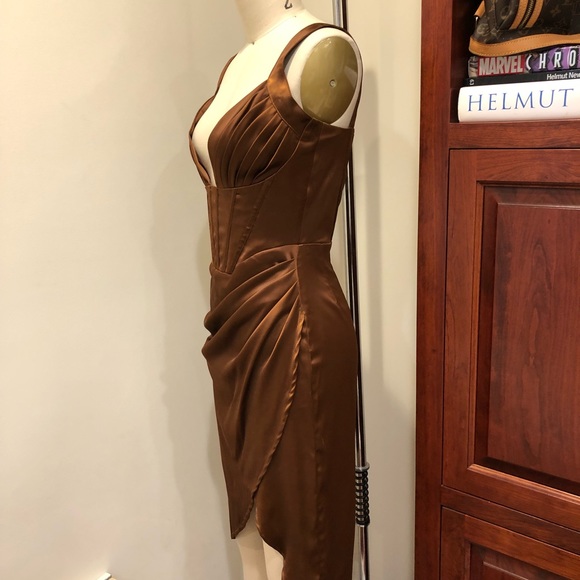 Plunging neck mocha cocktail dress - Picture 7 of 9